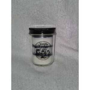 Vanilla Fudge Cake Layered Candle